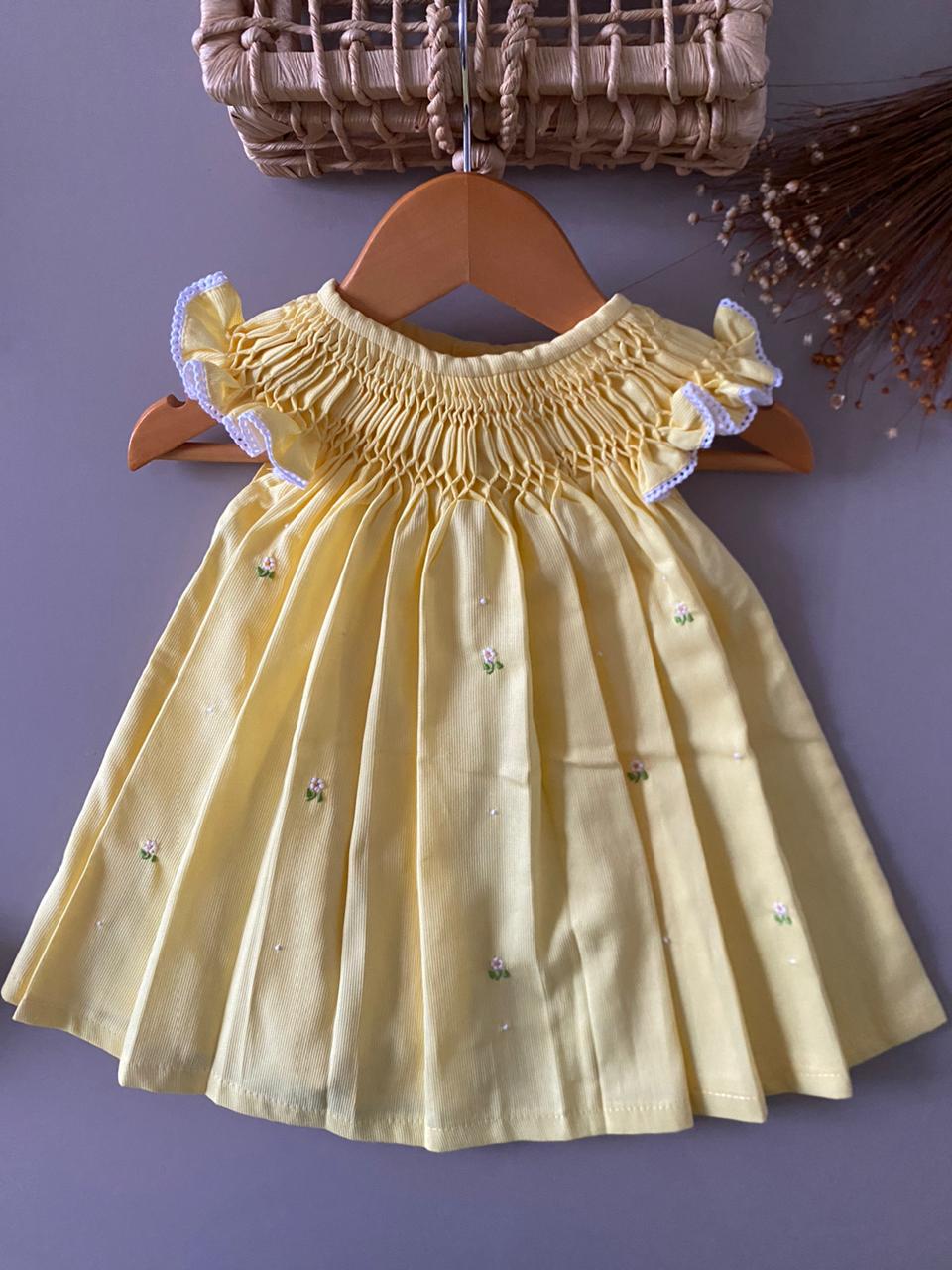 VESTIDO CASINHA DE ABELHA  AMARELO